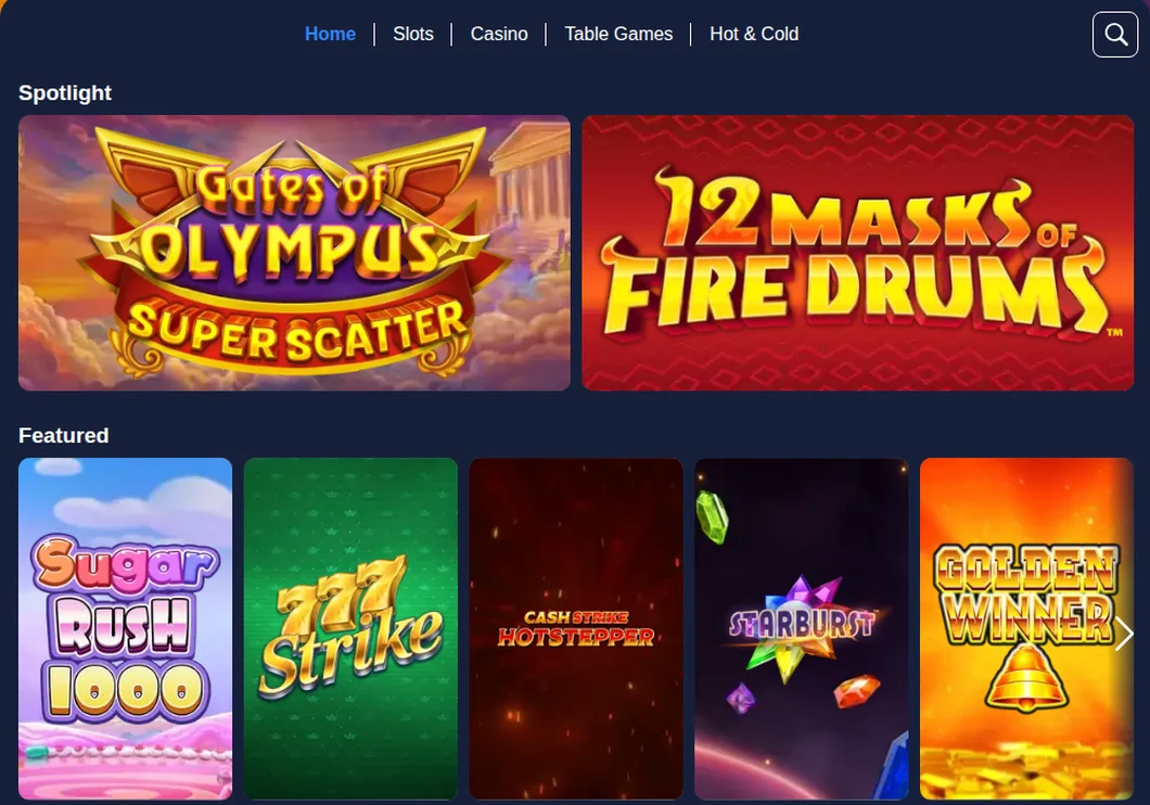 The Amazon Slots Ontario lobby: Spotlight and Featured rows with Slots, Casino, Table Games and Hot & Cold tabs